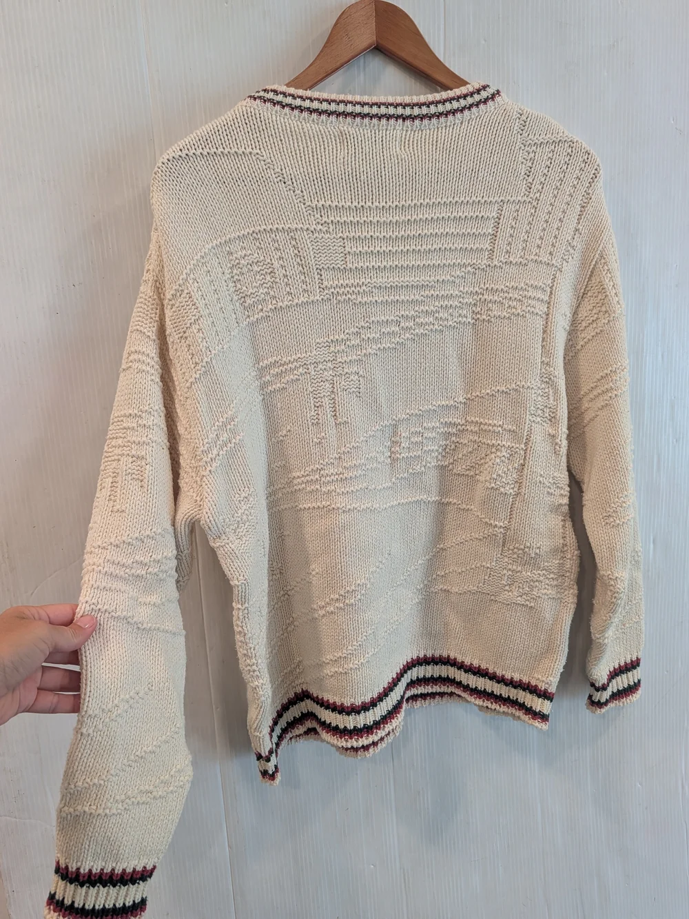 CROFT & BARROW 100% Cotton Textured Knit Embroidered Horse & Sleigh Crewneck